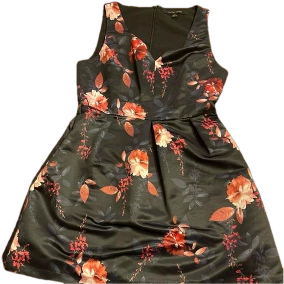 Cynthia Steffe Black Floral Fit & Flare Dress Size 10 Satin Feel Cocktail Dress - Picture 4 of 10